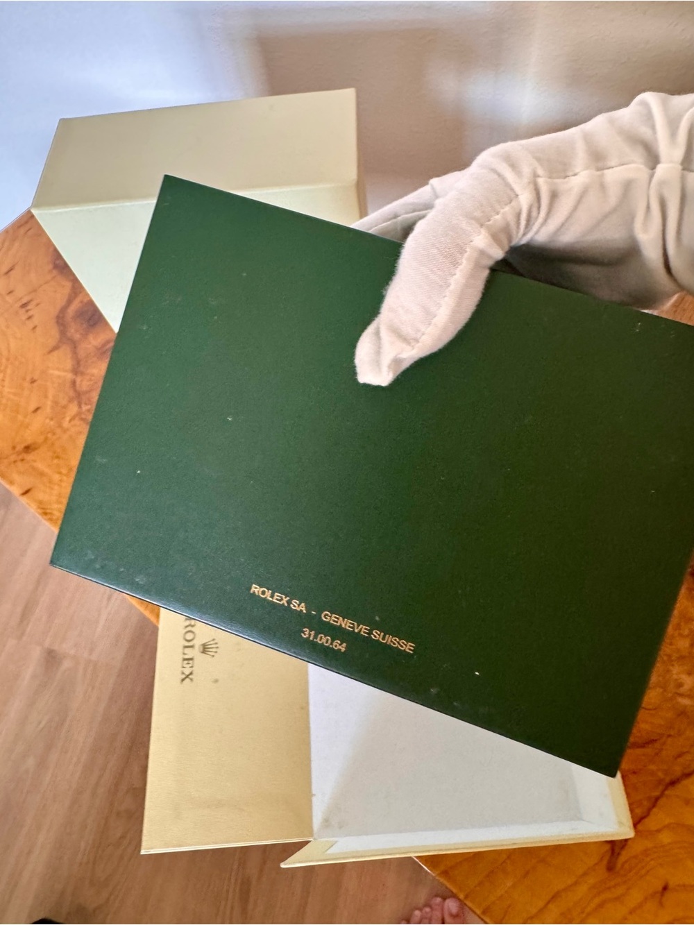 AUTHENTIC Rolex 36 mm  Oyster Perpetual Datejust Green Warranty Card and Tag - Picture 12 of 17